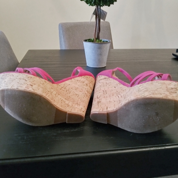 Wedges - Picture 3 of 4